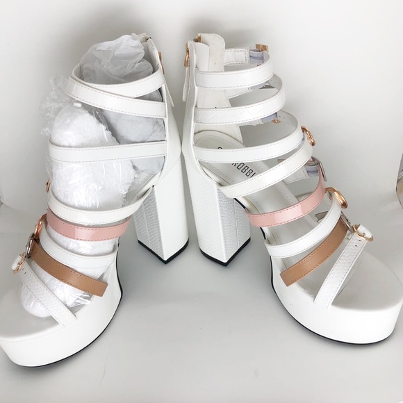 CAPE ROBBIN Woman's High Heel Sandal Size 7 - Picture 3 of 13